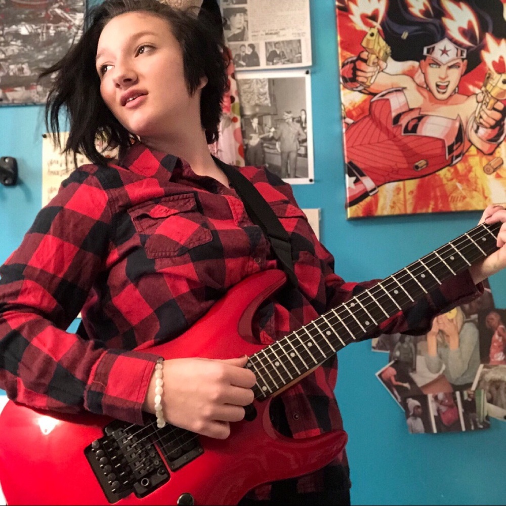 Red plaid flannel - Picture 2 of 4